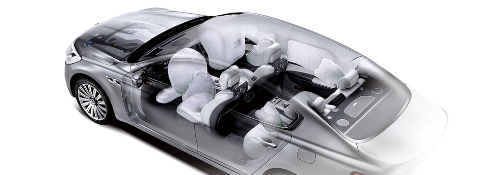Kia Quoris airbag